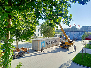 印度尼西亞石膏粉生產(chǎn)線發(fā)貨，今天裝了一個(gè)集裝箱，明天繼續(xù)。